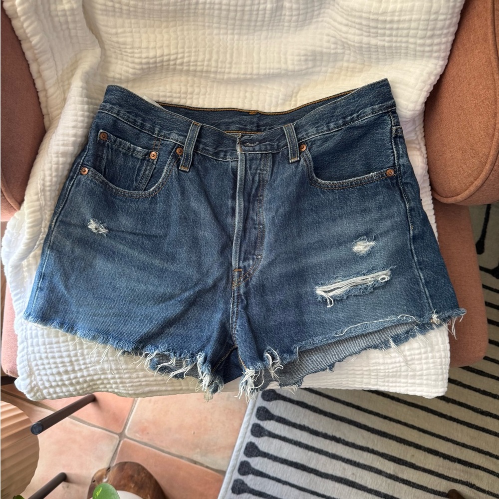 Levi’s 501 Denim Distressed Women's Shorts - size 29 in Sansome Muse
